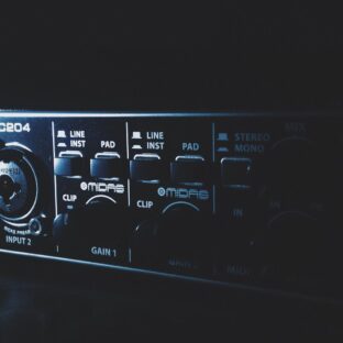 オーディオインターフェースとは？オーディオルームに置くメリット