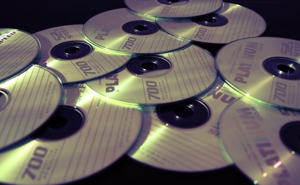 ブルーレイディスク・CD・DVDってどう違うの？！特徴を徹底比較